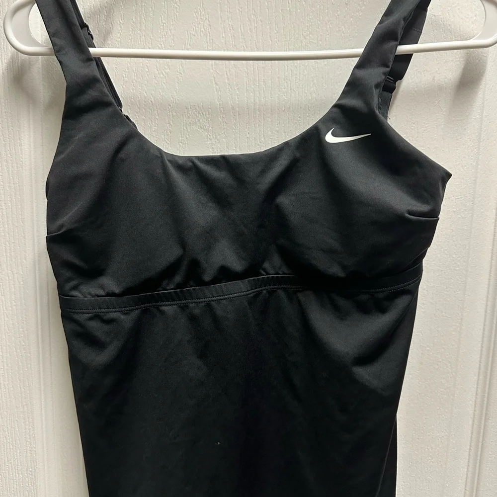 Nike Black Athletic Tank Top size M/ NWOT# 502